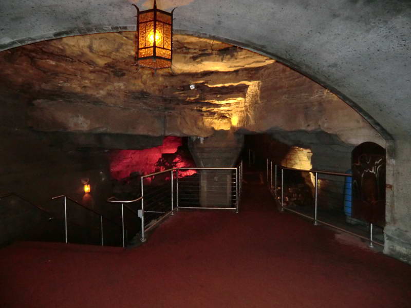 3 Howes Cavern (1).JPG
